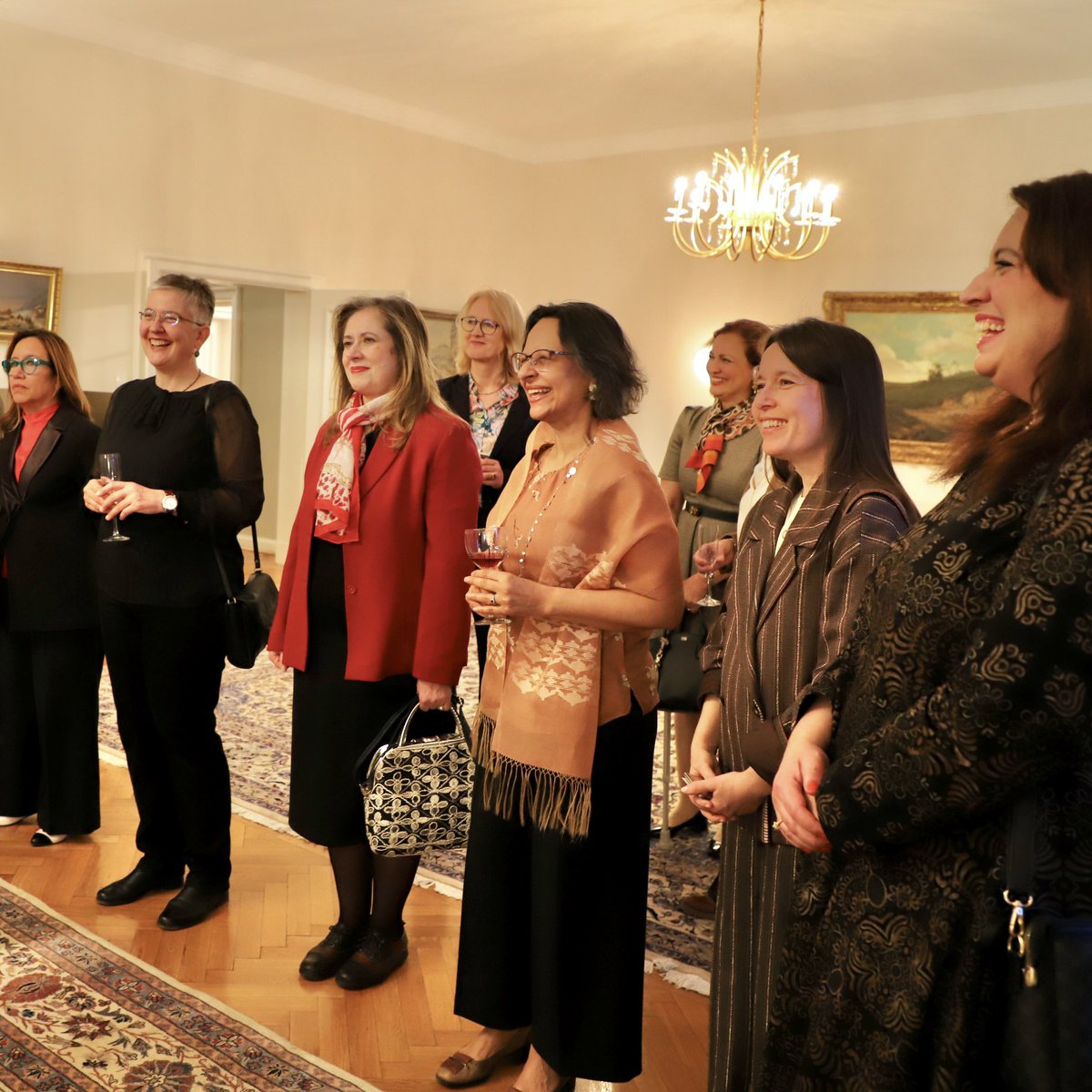 Sibylle Katharina Sorg tweet media