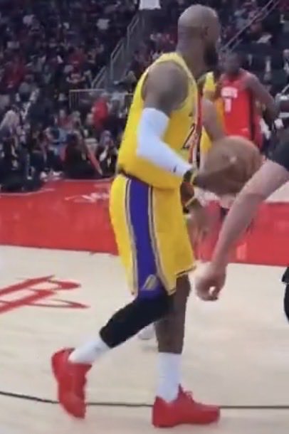 OldHeadBasketball tweet media