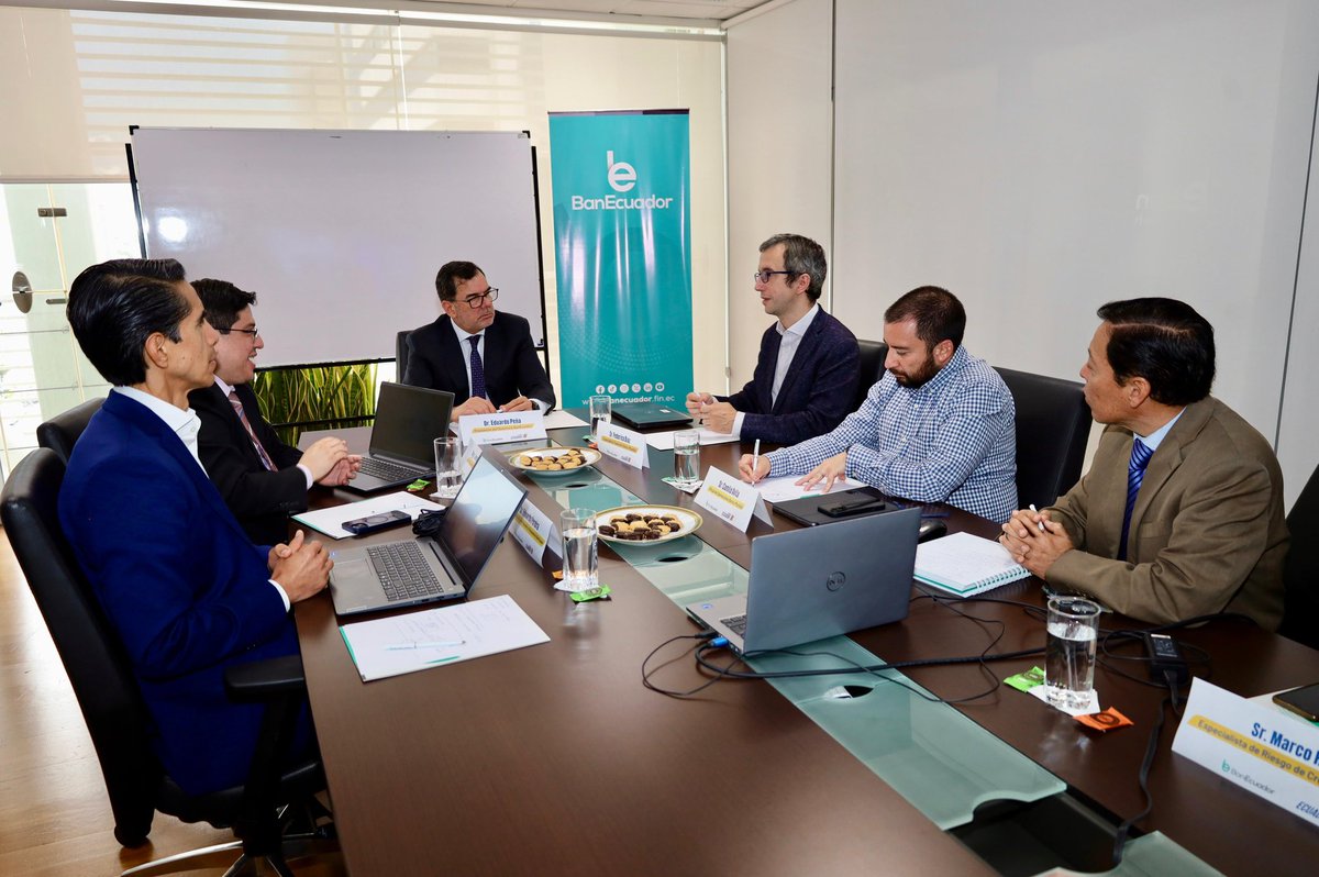 BanEcuador tweet media