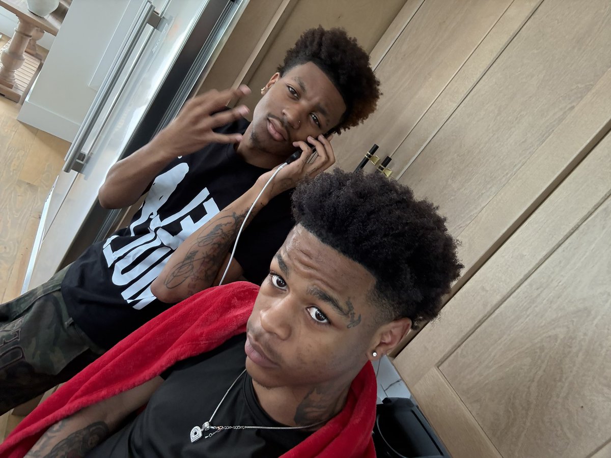 CapolottttD's tweet photo. Spring break HTX🙉 https://t.co/kq0dRI5L0g