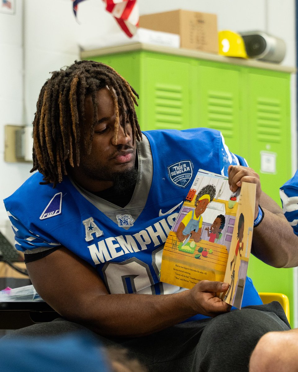 Memphis Football tweet media