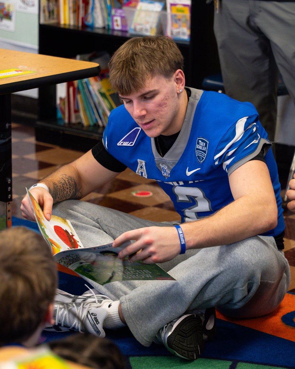 Memphis Football tweet media