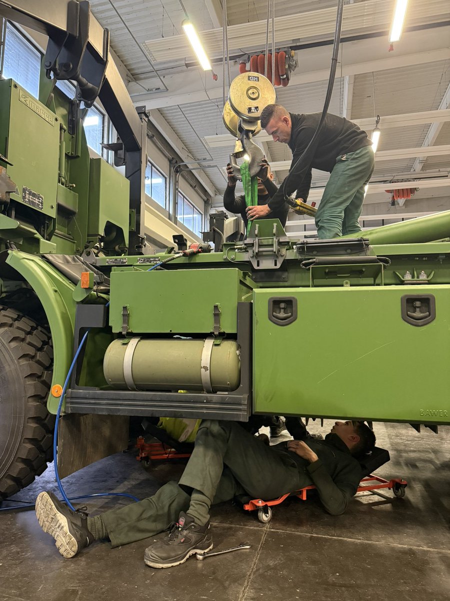 3e régiment du matériel tweet media