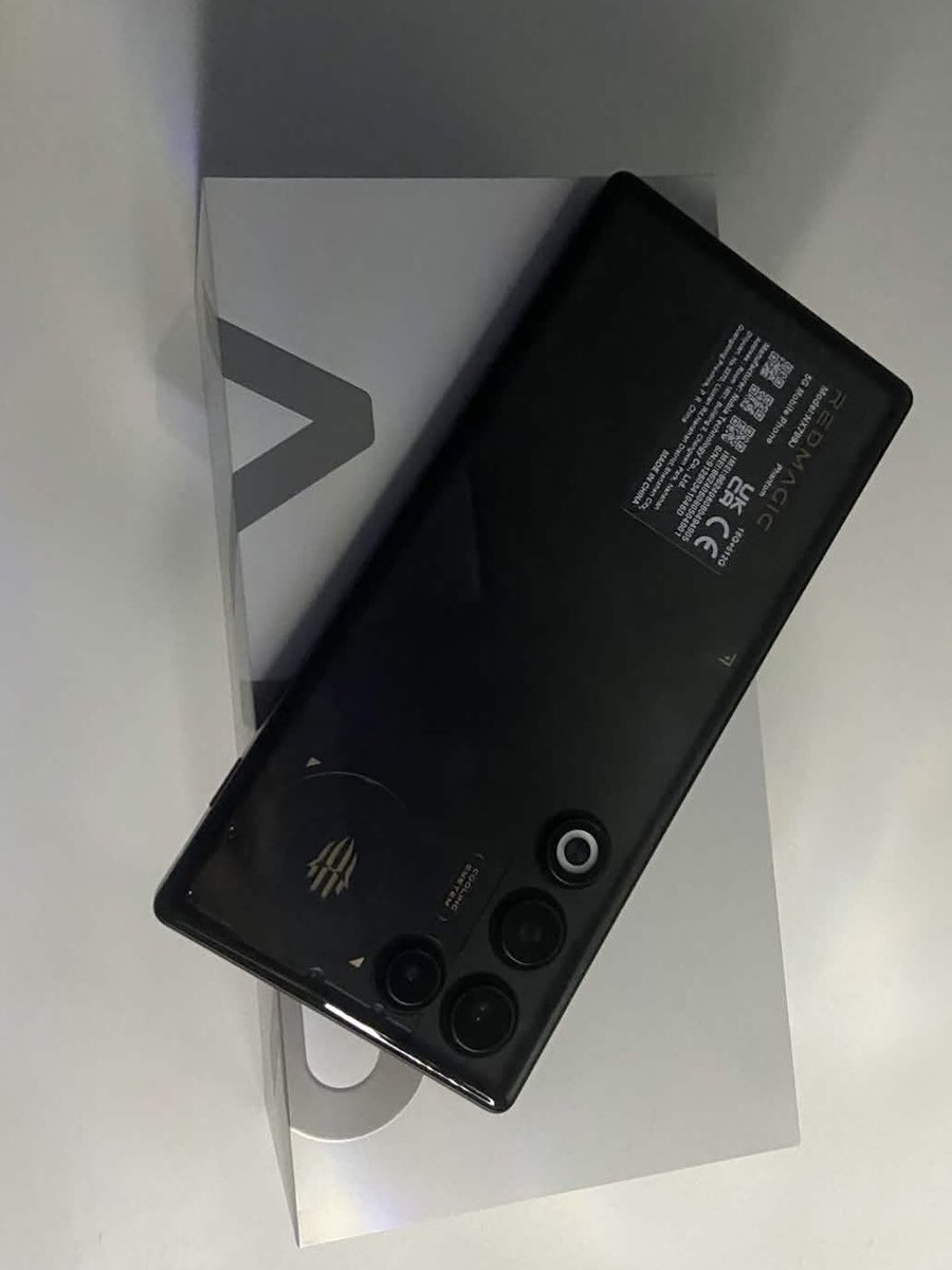 ABSOLVTE tweet media