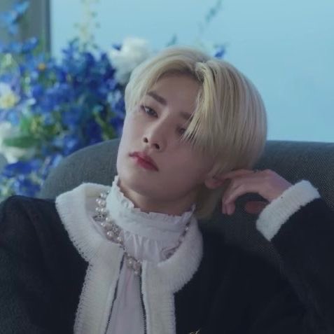 angie 🍎ARIRANG tweet media