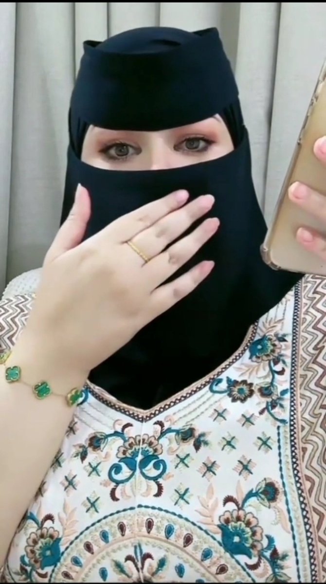 عطر الورد tweet media