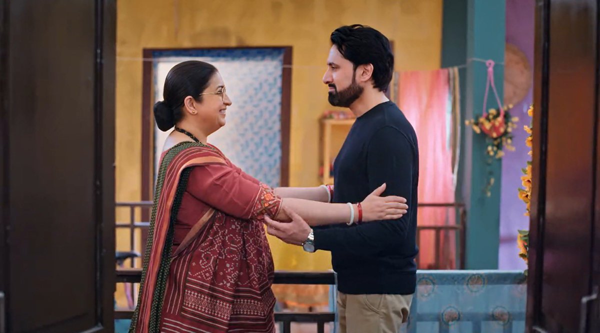 teamtuhir's tweet photo. “tu meri pehli santaan hai gautam, meri pehli santaan jo MUJH JAISI hai” 
•
this sceneeeee was sooo goodddd!!
Tulsi - Gomzi♥️✨
•
@smritiirani #SumeetSachdev 
#kyunkisaasbhikabhibahuthi #KSBKBT2 https://t.co/cApzwoh3Lc
