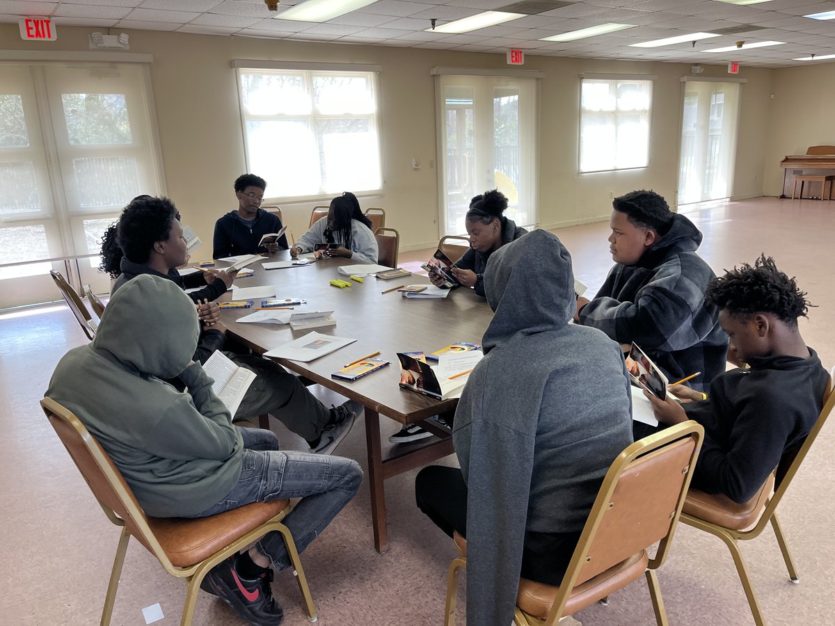 Family Gateway tweet media