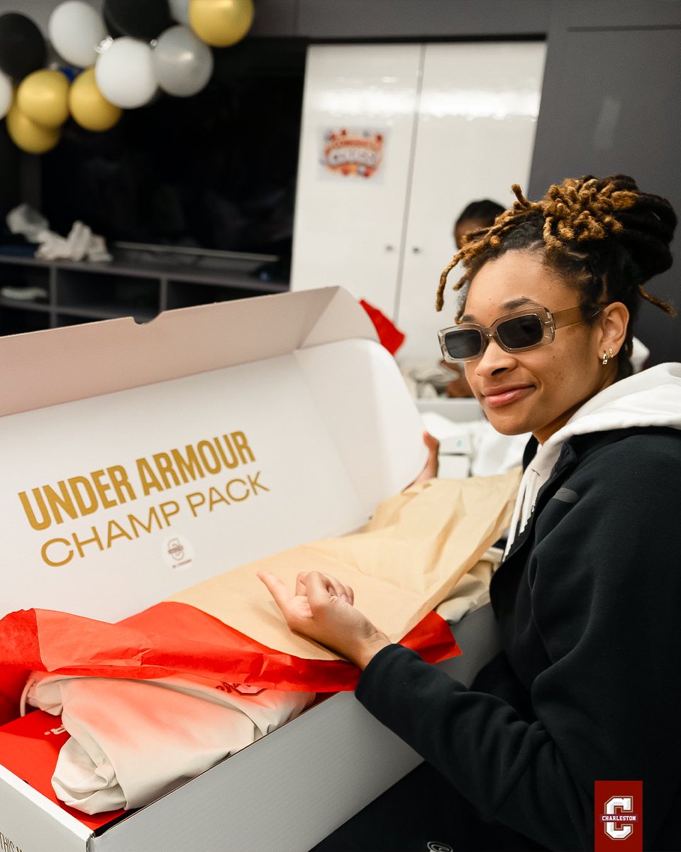 Charleston Women’s Hoops tweet media