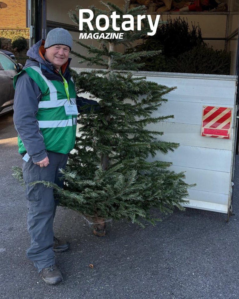 RotaryGBI's tweet photo. It's Global Recycling Day! 🌎♻️ Shout out to #Rotary clubs in #Bideford, #Hatton &amp; #Cambridge for tree recycling—raising funds for local hospices &amp; helping the planet. 🌱🙌

Read more: https://t.co/oBYRUKUbCP

#GlobalRecyclingDay #RotaryGBIprojects https://t.co/55RCcMPfyh