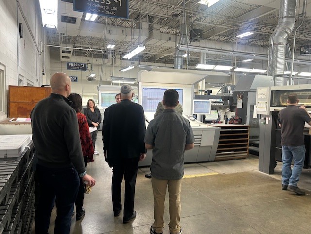 HopkinsPrinting's tweet image. Last week we hosted @AMAColumbus  and Renae Scott, Founder &amp;amp; CEO of Bee Collaborative, to explore the Evolution of Consumer Behavior. It was a great day, bringing marketers together and creating value for our customers!

#HopkinsPrinting #Marketing