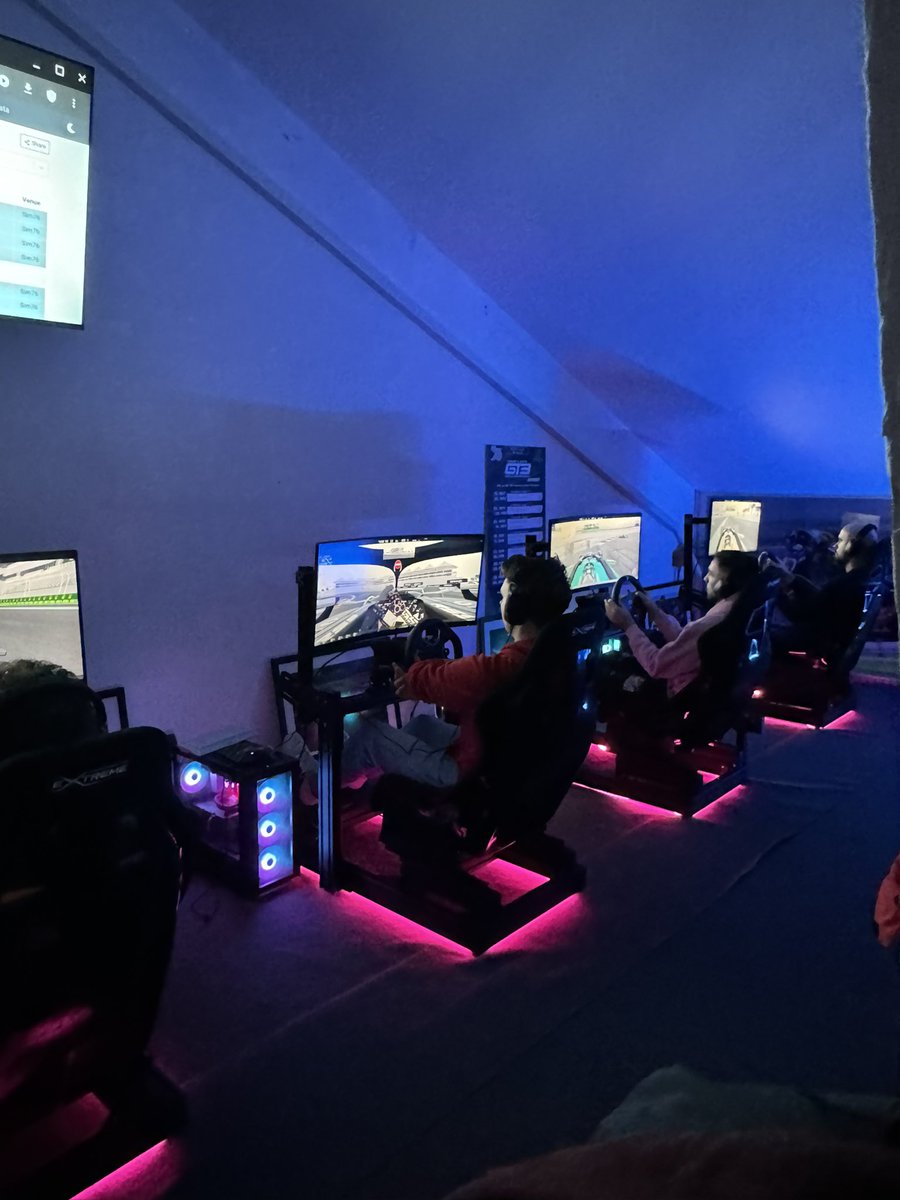 𝐀𝐧𝐠 ☆ tweet media