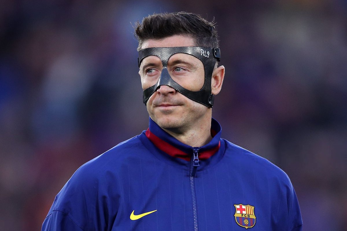 4KMHQ's tweet image. Lewy #BarçaNewcastle