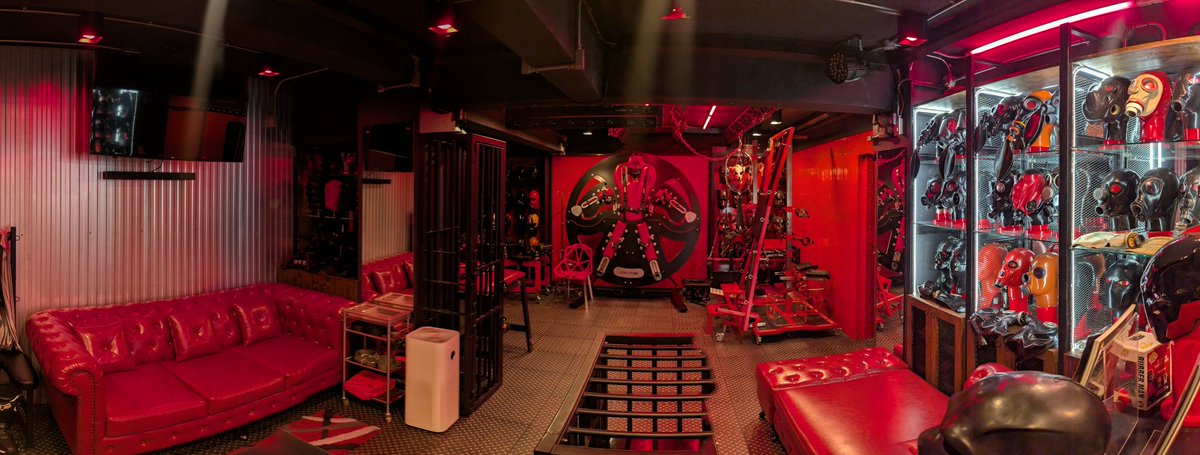 Mr.S Rubberforfun tweet media