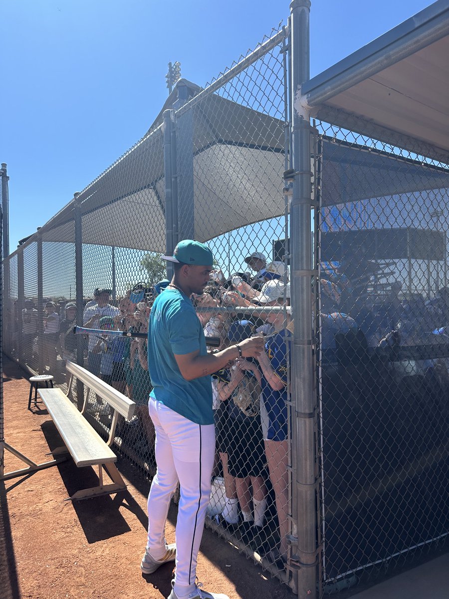 Tim Booth tweet media