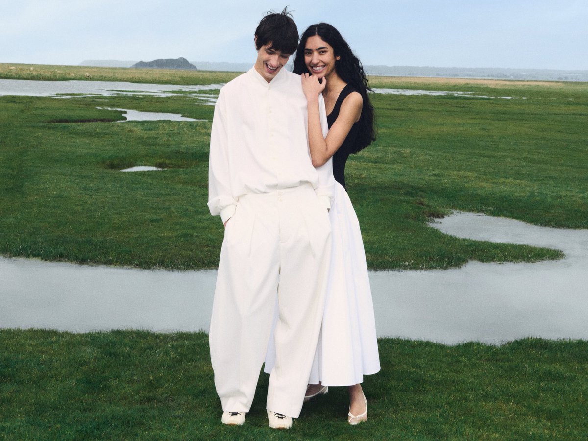 upnextdesigner's tweet photo. This new Jacquemus campaign is a big vibe. https://t.co/xDgl3Wk2Qt