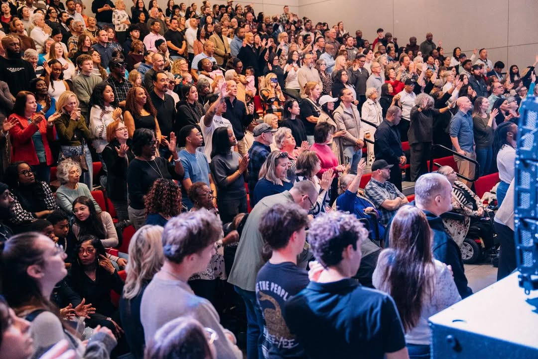 Send Network tweet media