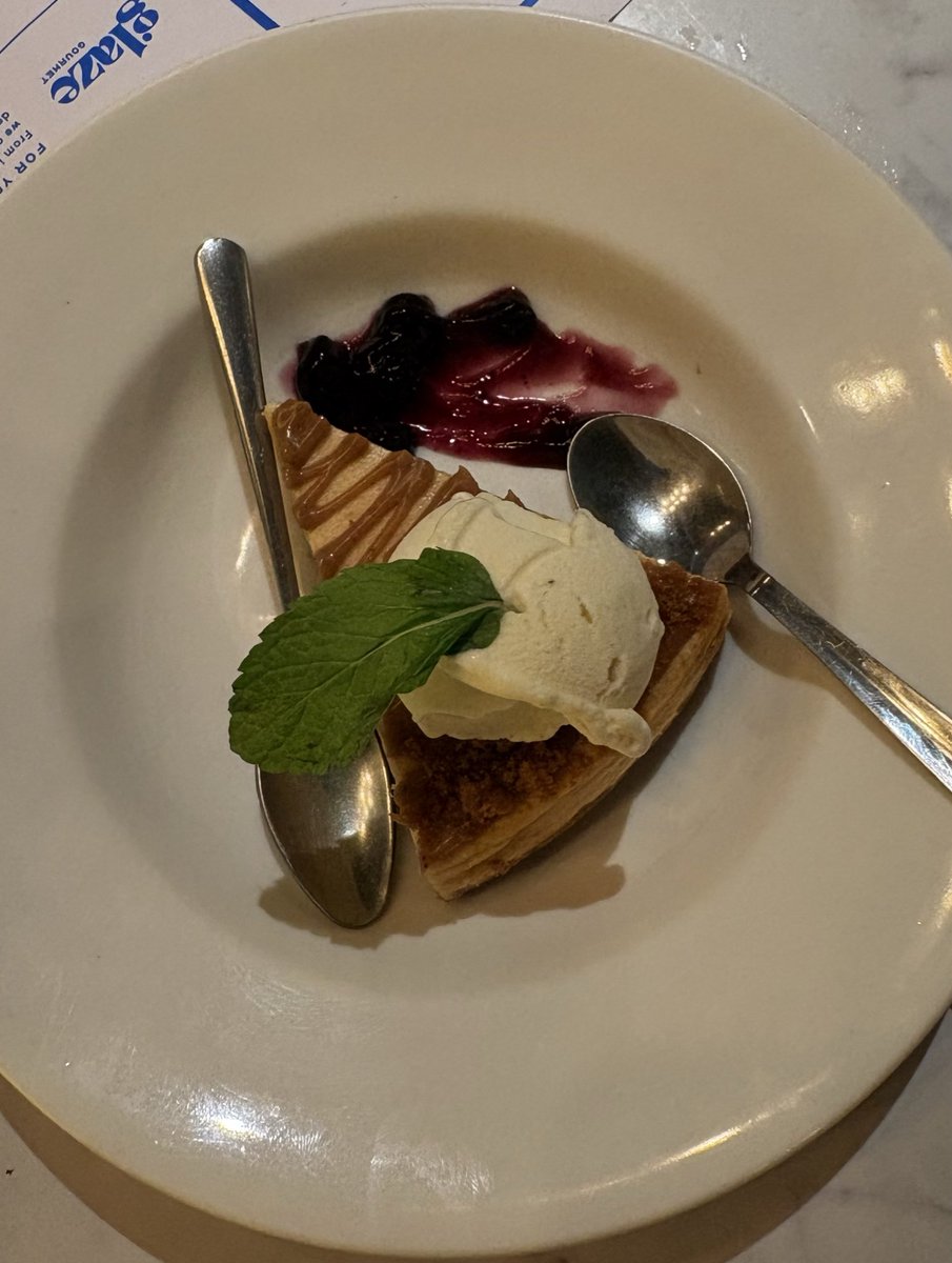 عظیم میاں tweet media