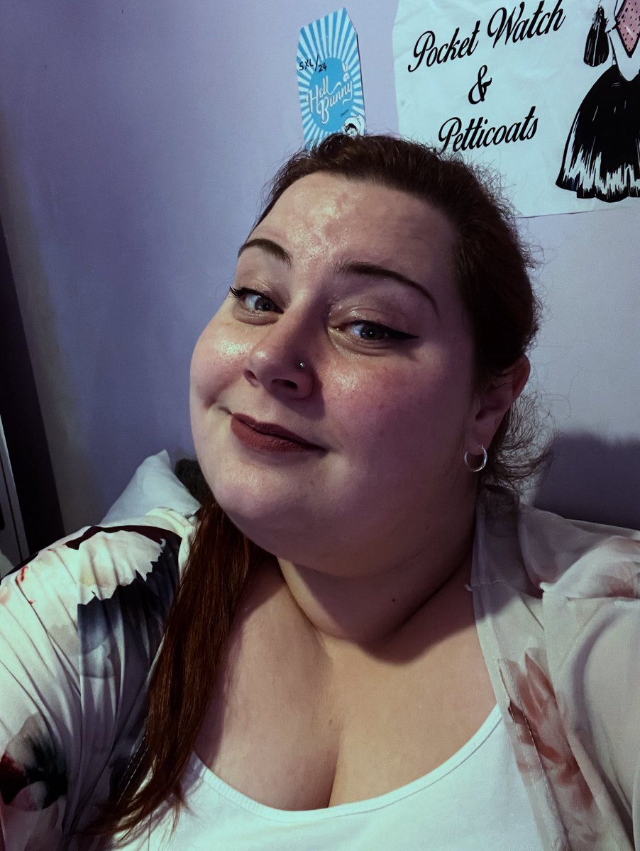 steph_felton's tweet photo. Already for my gig tonight at the Dengie Club! :) x #gig #freelance #singer https://t.co/I8H5nEMUBS