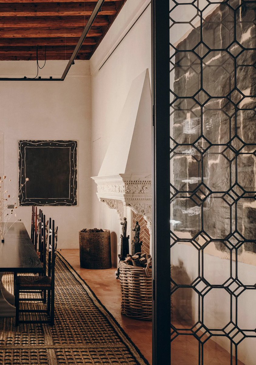 Scarlines Obsolete tweet media