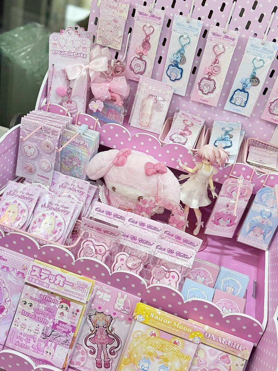 popipustudio's tweet image. hasil layouting sambil nungguin printer ngeprint orderan KALIAN #hardworking #independent