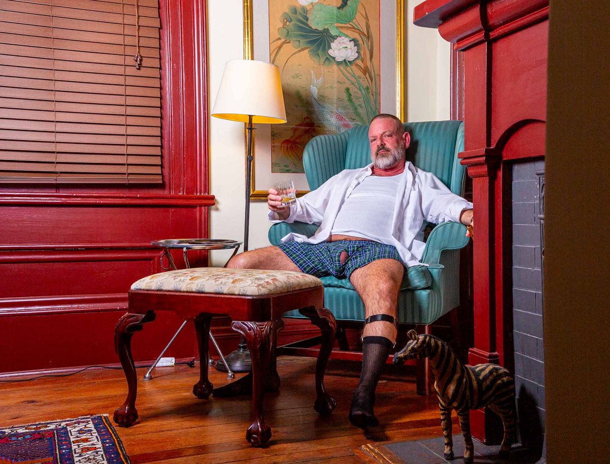 Rovitii - The Erotic Photographer (DC3/20-3/27) tweet media