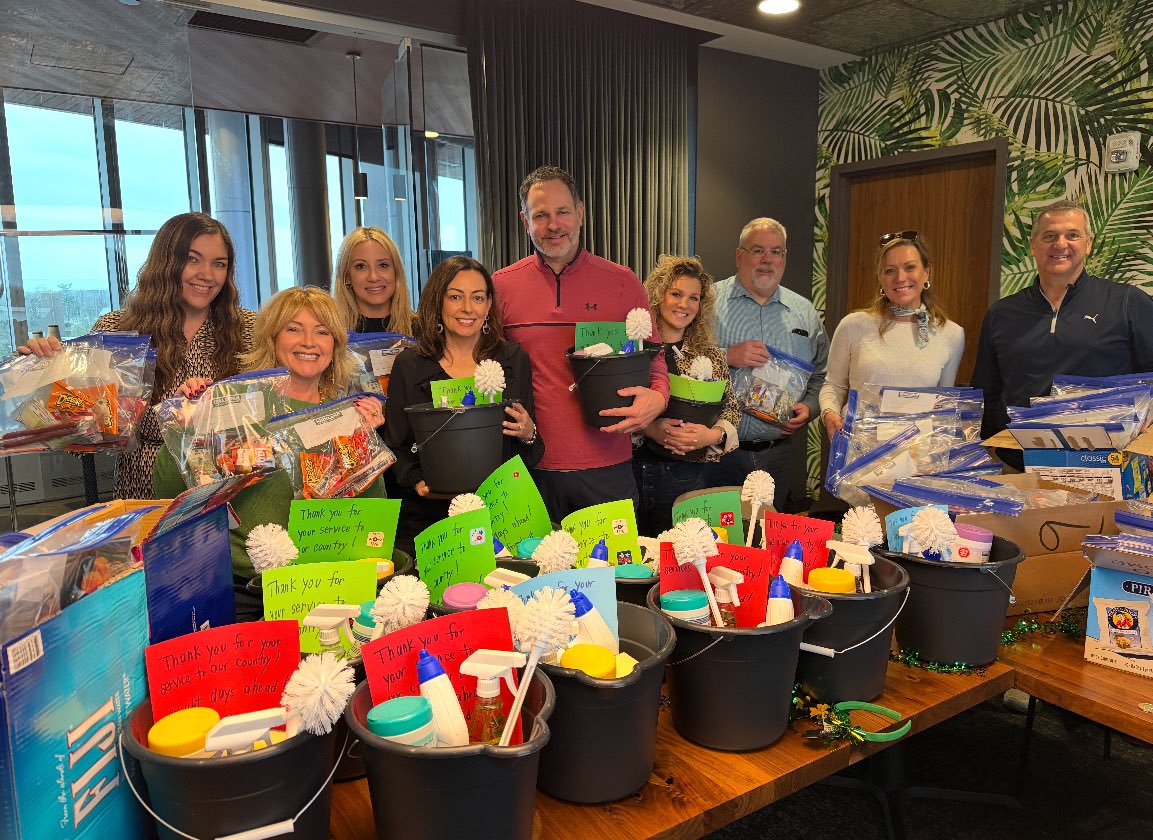 3andGFoundation's tweet photo. Today we’re incredibly grateful to Sumitomo Pharma for their generosity in creating over 150 snack bags and cleaning supply kits for veterans in need. 

These bags were delivered today to veterans, and we know they will make a meaningful impact.

#3andGVeterans https://t.co/aAjMMt9xVk