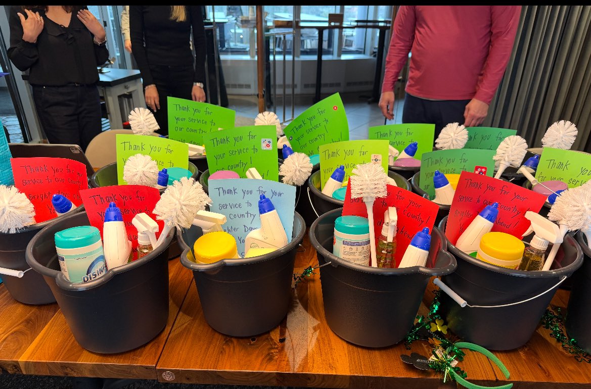 3andGFoundation's tweet photo. Today we’re incredibly grateful to Sumitomo Pharma for their generosity in creating over 150 snack bags and cleaning supply kits for veterans in need. 

These bags were delivered today to veterans, and we know they will make a meaningful impact.

#3andGVeterans https://t.co/aAjMMt9xVk
