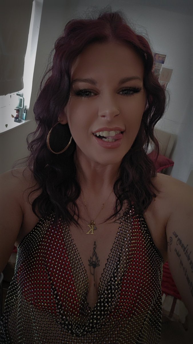 kitt906's tweet photo. Weee Backkkkkk Babehhhhh 💥

Rave Uno of 2026 🤪 https://t.co/n7QpxtUSVo
