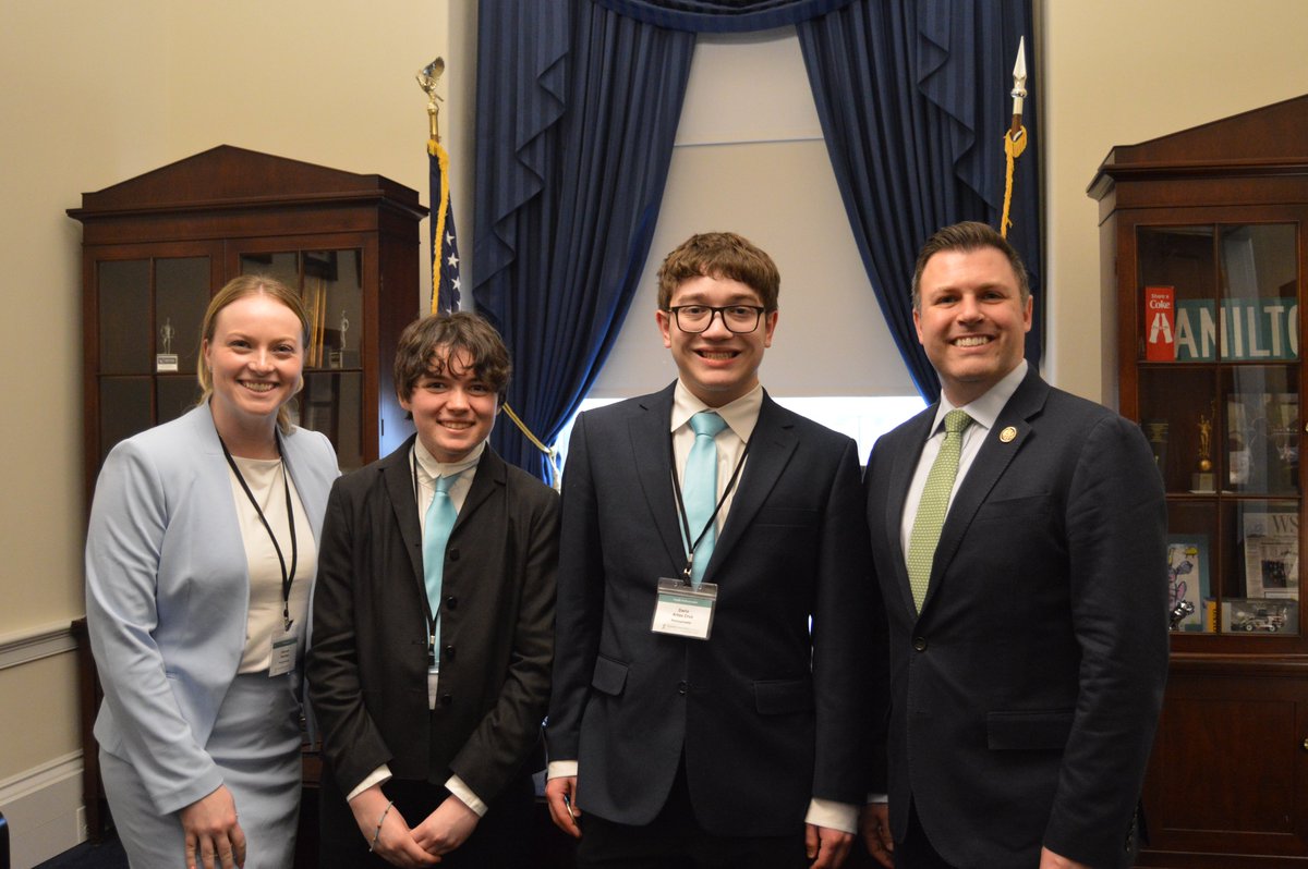 U.S. Congressman Ryan Mackenzie tweet media