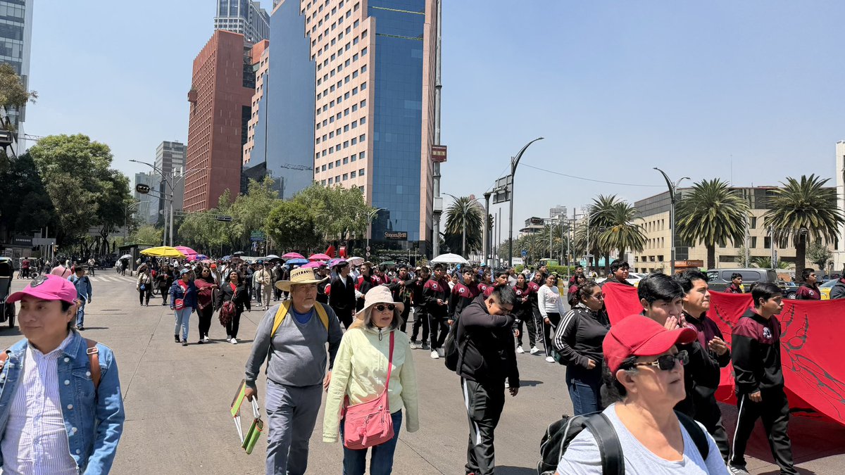 Red Vial tweet media