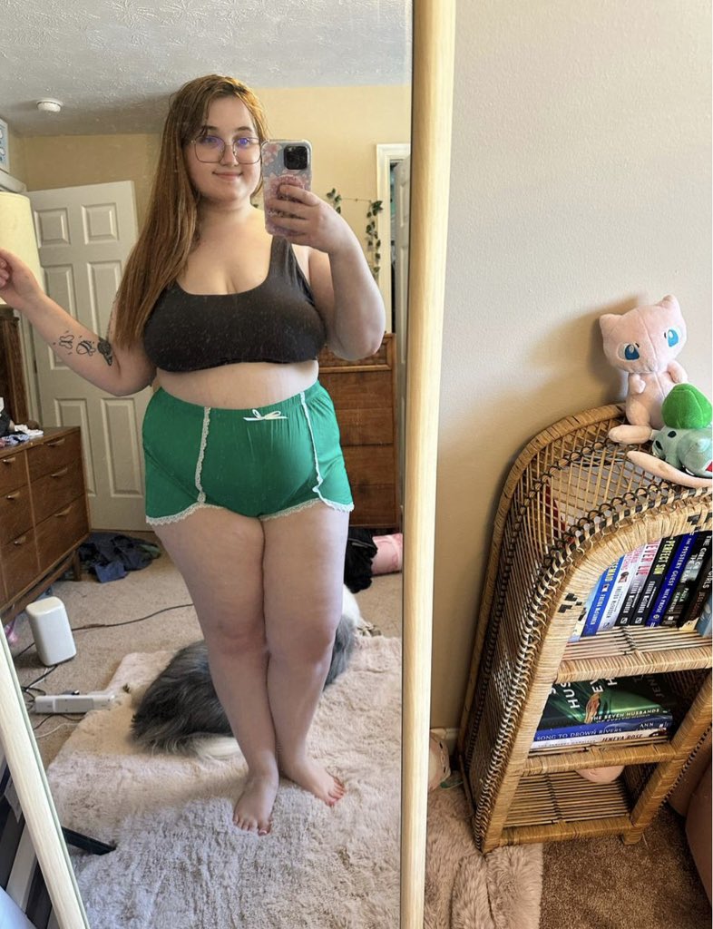 fae valentine ♡ tweet media