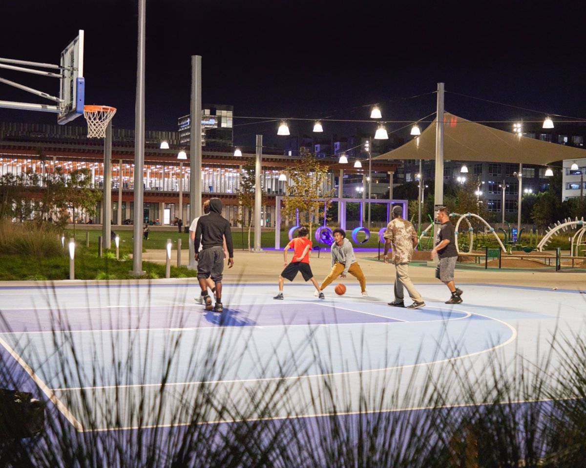 Selux Corporation tweet media