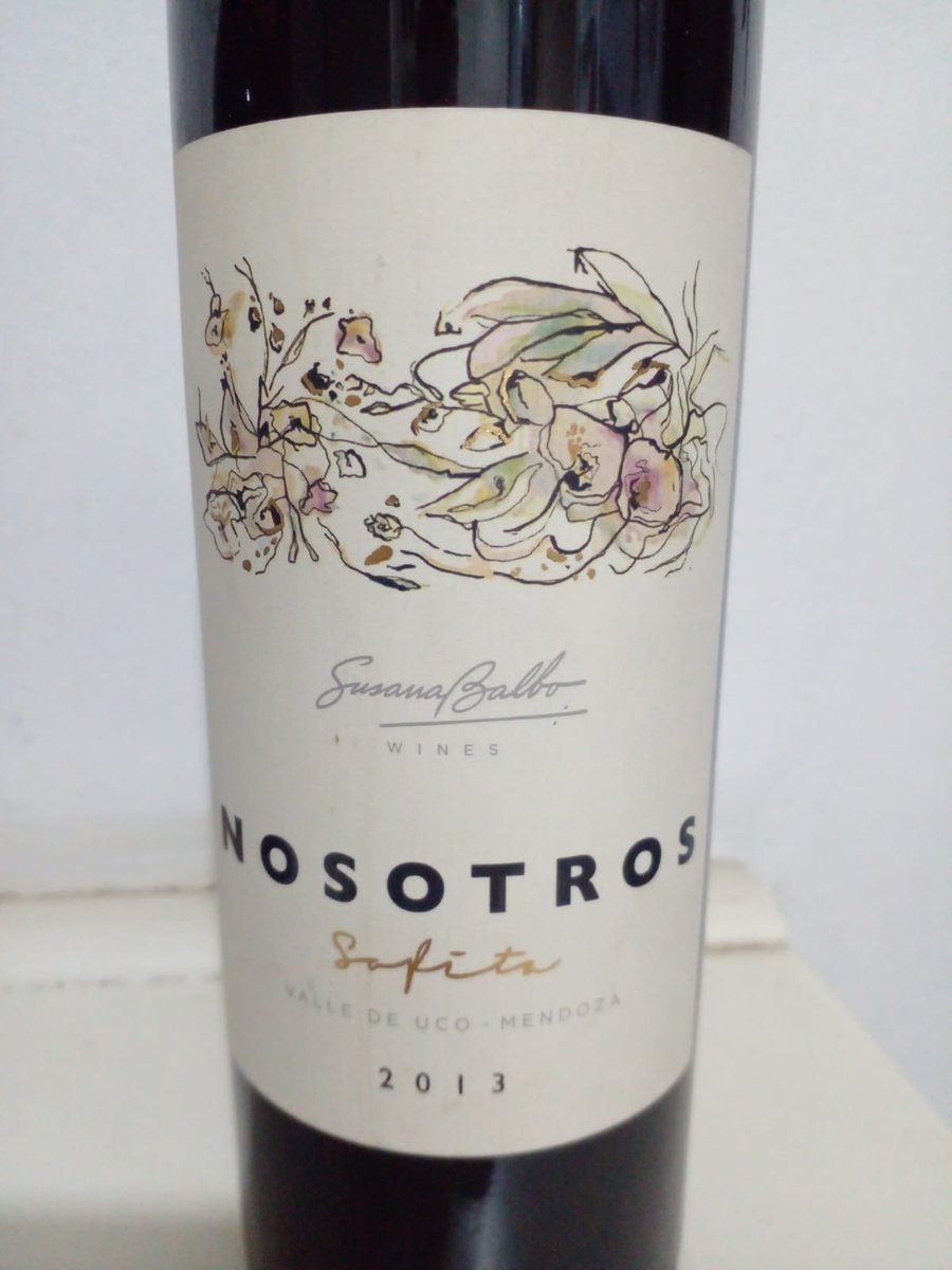 Sabricarriz1996's tweet photo. Regalos que emocionan... Susana Balbo Wine ✨
Single Vineyard Nómade
#nosotros
#sofita
#benmarco https://t.co/IPFHxst0kX