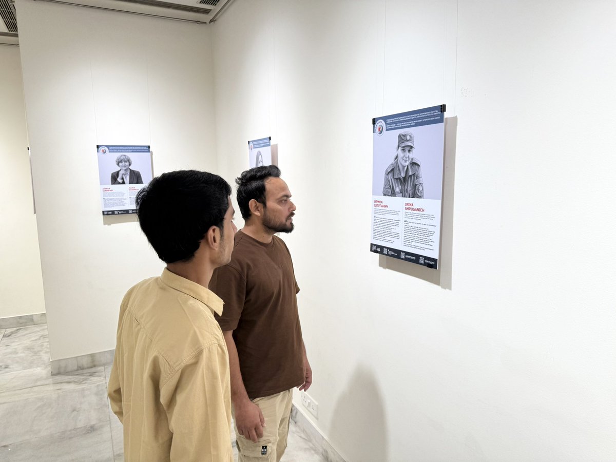 The Russian House in New Delhi hosted the grand opening of the "People of Peace" photo exhibition, timed to coincide with Crimea's Reunification Day with Russia.

Read more: facebook.com/share/p/1Gtj7z…