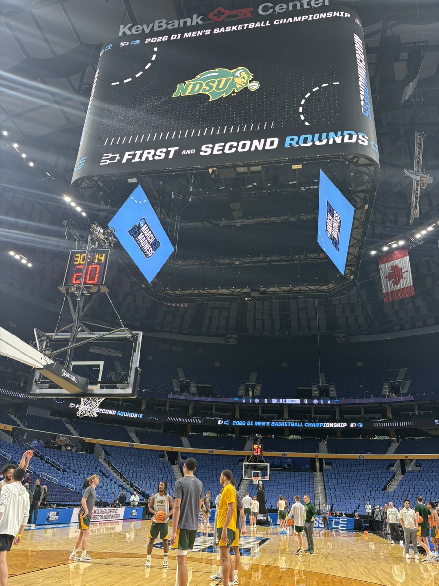 Summit Hoops tweet media