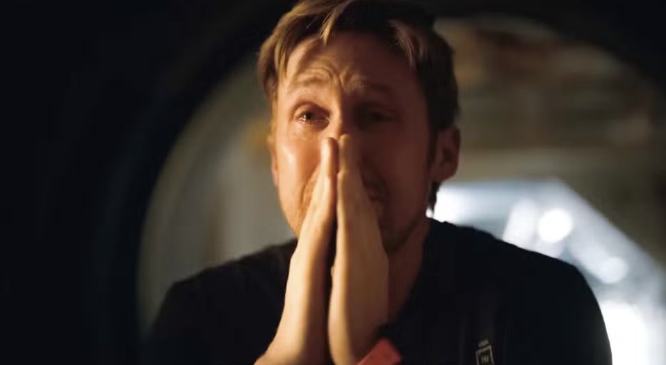 JillianChili's tweet photo. no one cries like Ryan Gosling https://t.co/1LK3IyJsVQ