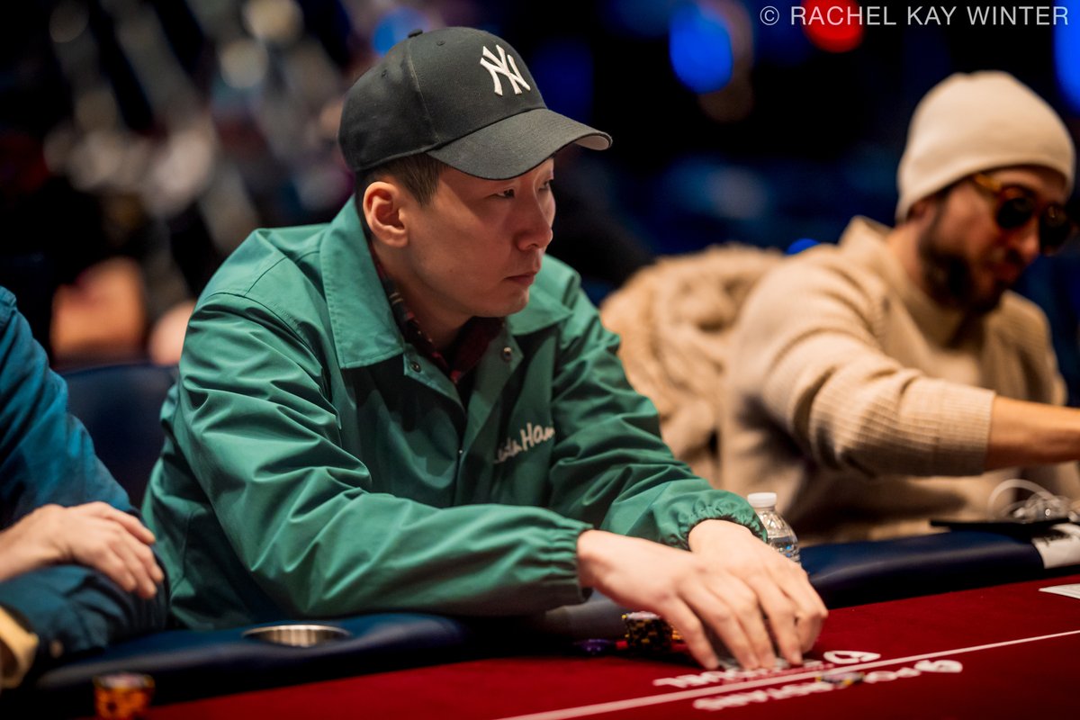 PokerNews tweet media