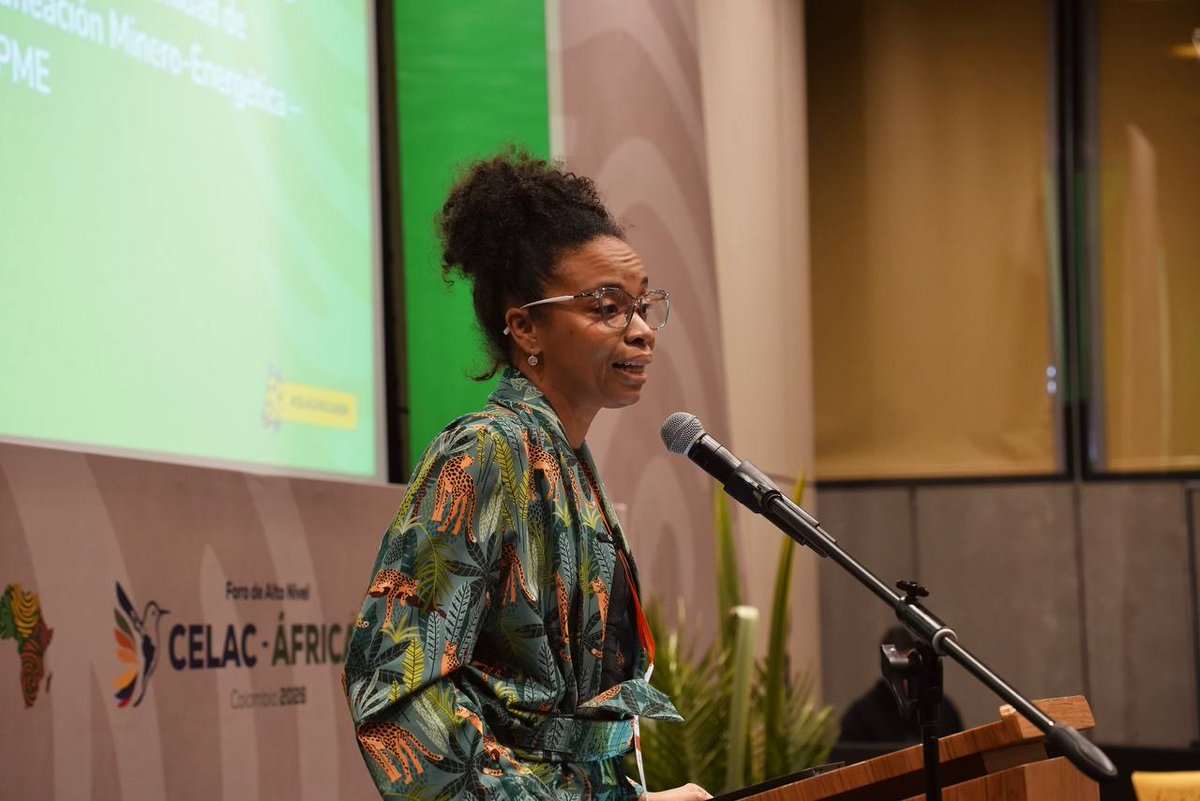 Departamento Nacional de Planeación tweet media