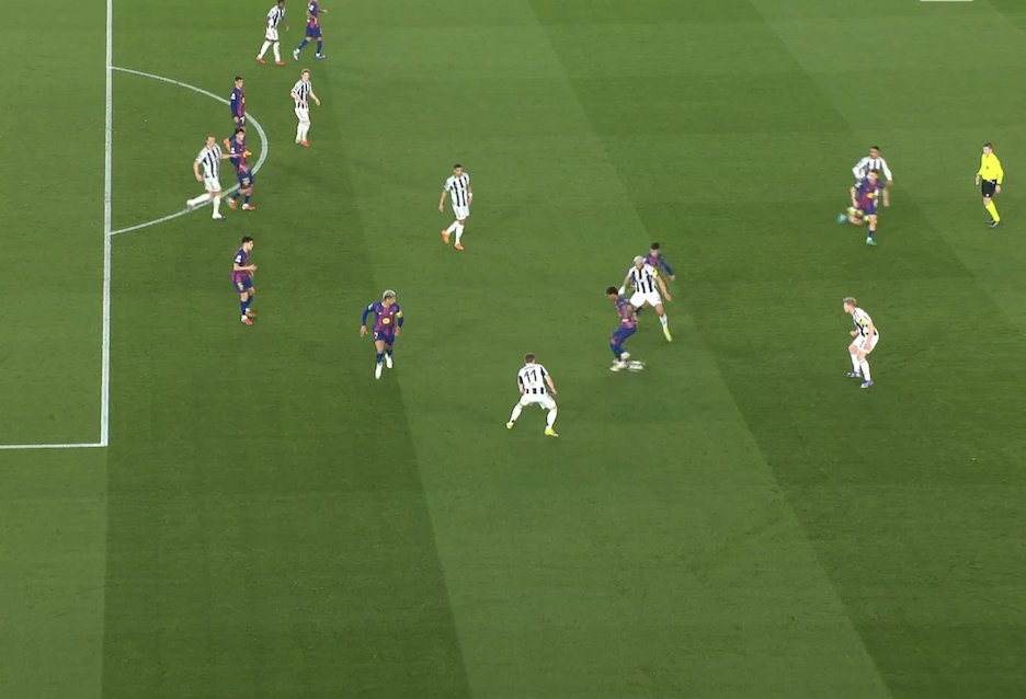 The Touchline | 𝐓 tweet media