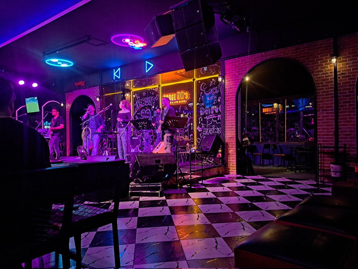 ploy ซอยจุ๊ tweet media