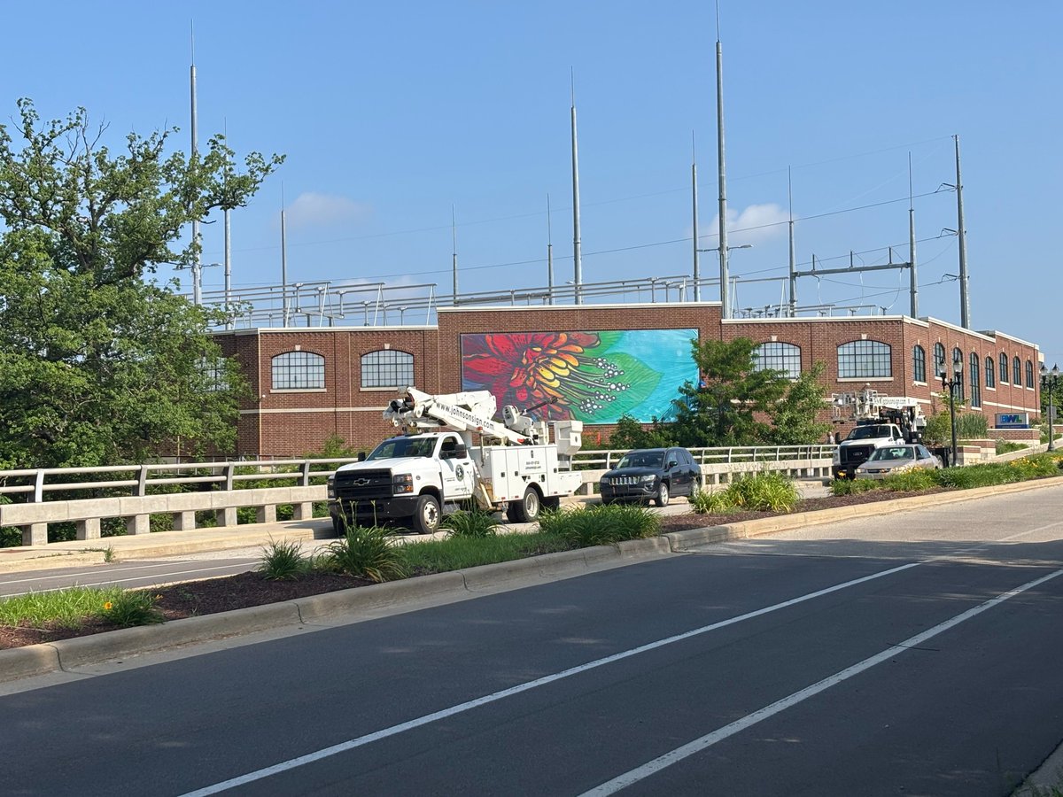 Lansing BWL tweet media