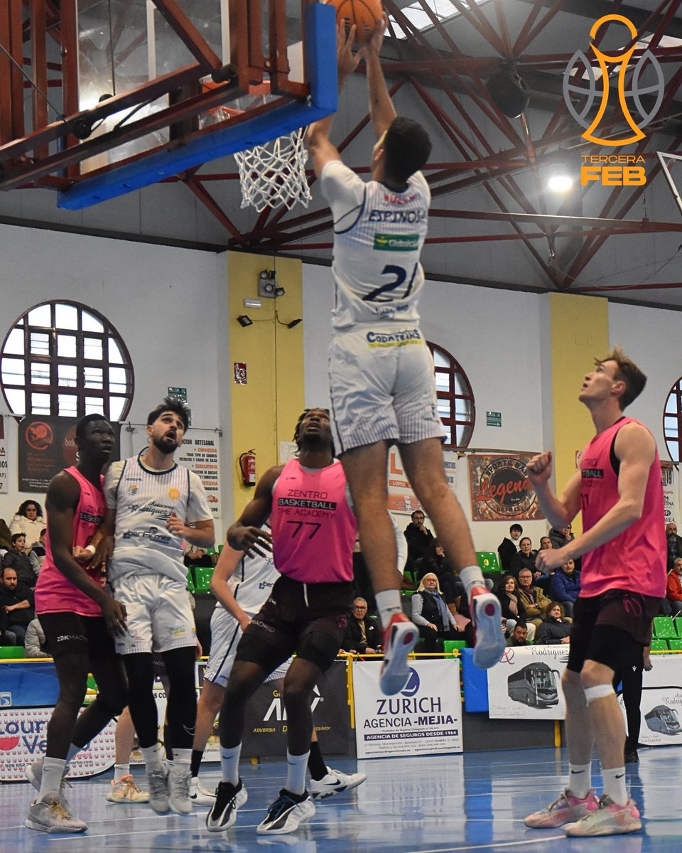 CBDaimiel tweet media