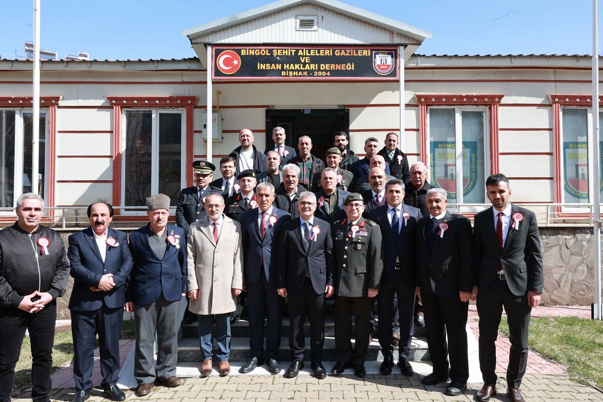 Bingöl Üniversitesi tweet media