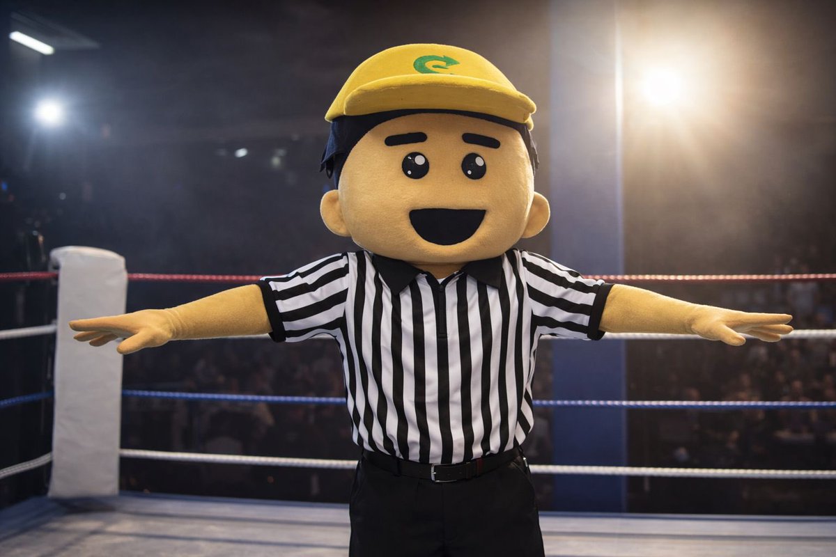 SubwayGuatemala's tweet photo. Ali y Oli se apuntan como Referí y Ring Girl 🥊😉 ¿Qué dices @castorspizza ? https://t.co/lmssjS0MRm