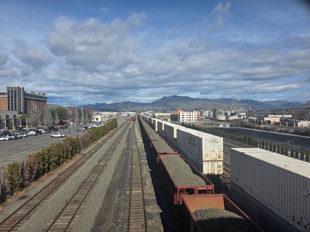 Matt who loves tacos so much he moved to Mexico. tweet media