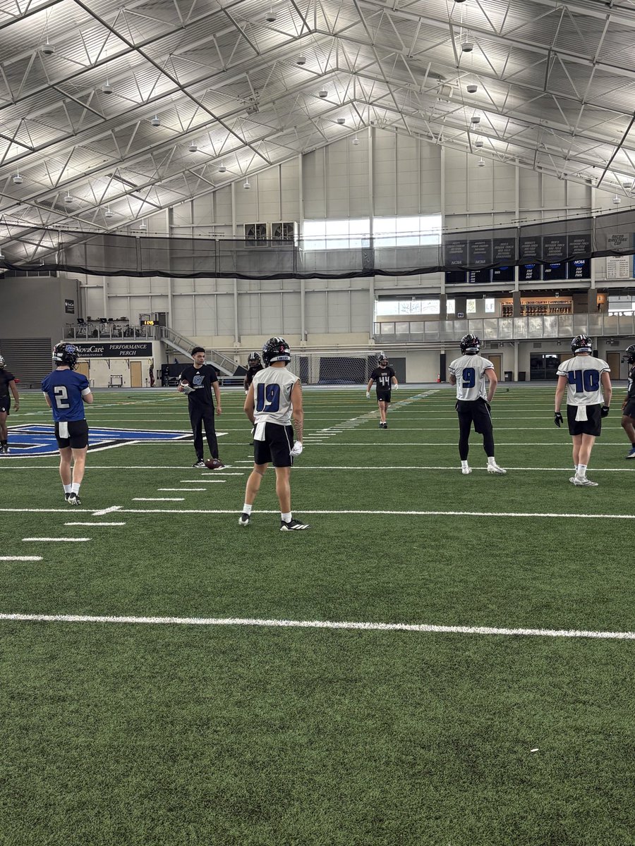 GVSU Football tweet media