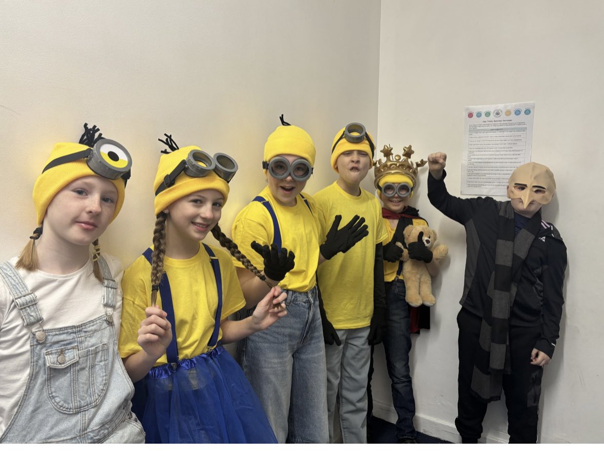 HT_OssettY56 tweet media