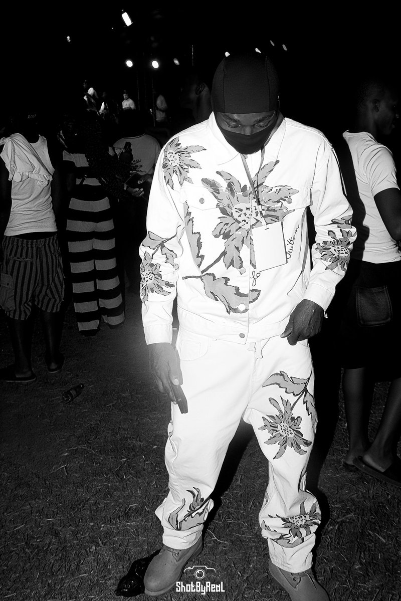 Owi-re-nne one nye nje tweet media