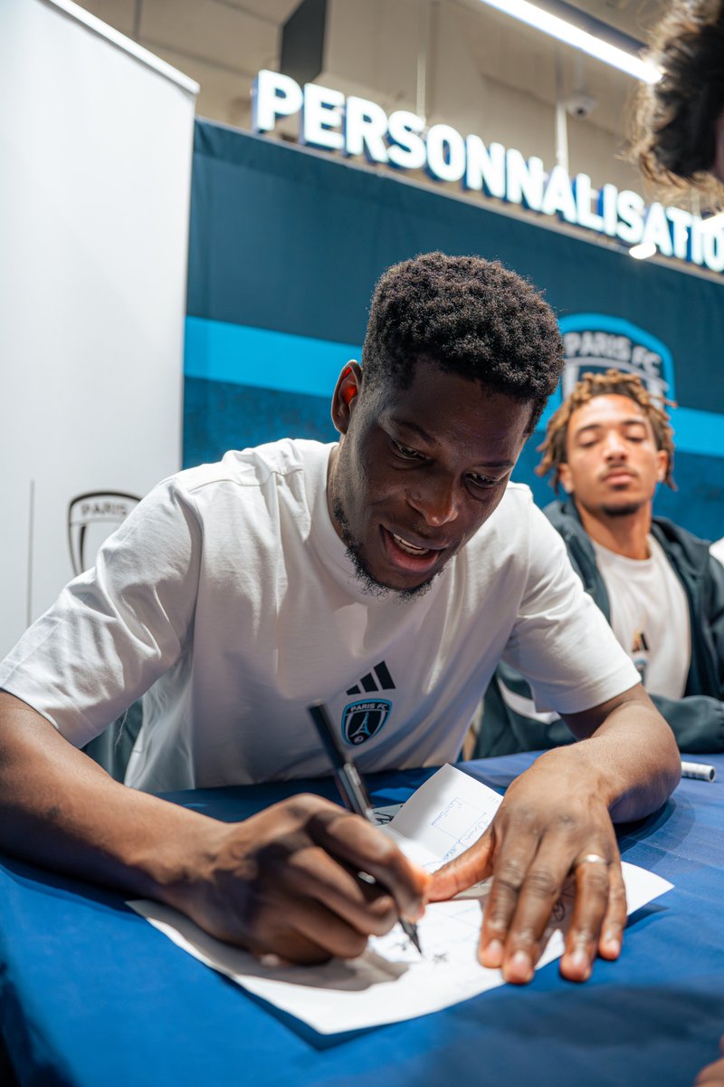 Paris FC tweet media